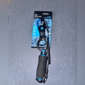 Realtree Blue and Black Aluminum Lip Gripper